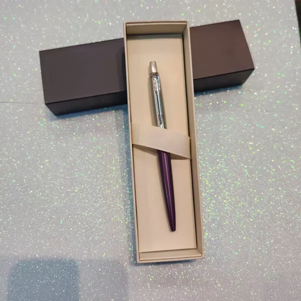 Bolígrafo Parker Jotter violeta metalizado