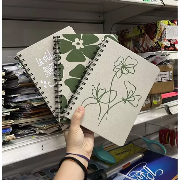 Cuaderno A5 Ecológico PaperLand 80 hojas lisas