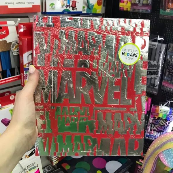 Carpeta Escolar dos tapas N°3 Mooving Marvel