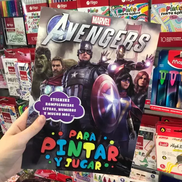 Libro para pintar Avengers